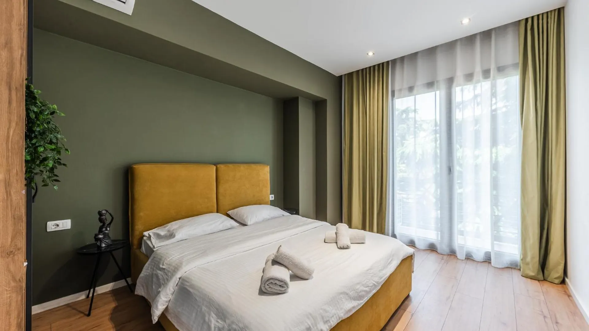 Beautiful Center Apartment Durres 0*,